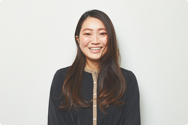 料理の先生から、IT講師へ。未経験でも活躍できる／Education