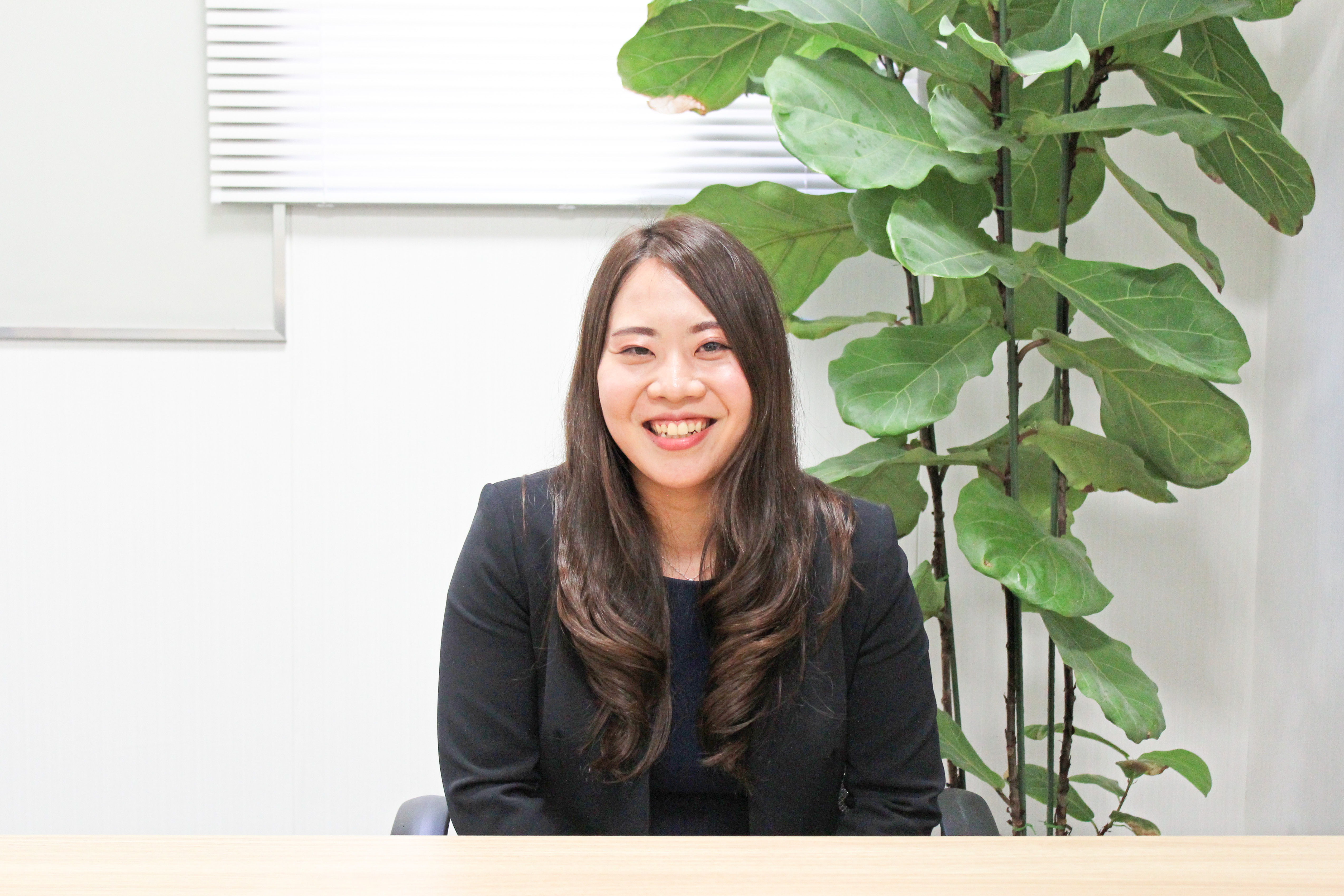 高校教員・社長秘書──異色の経歴から辿り着いた新たなフィールド／コーポレートデザイン部